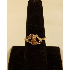 Sterling linked hearts w Marcasite Size 7.75 Some marcasite have fallen out